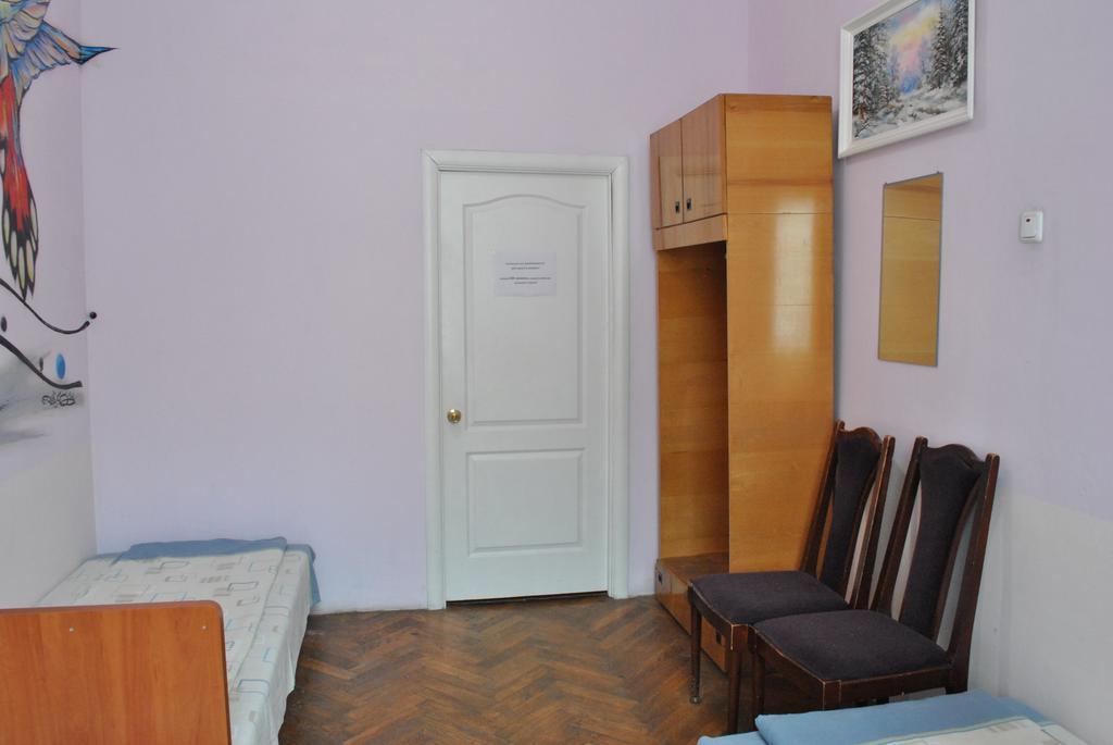 Hostel Comfort Lviv Exterior photo